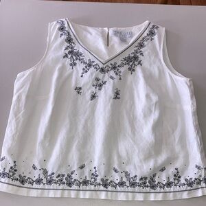 Maggie McNaughton, Linen, Embroidered, 1X Women's Sleeveless Top